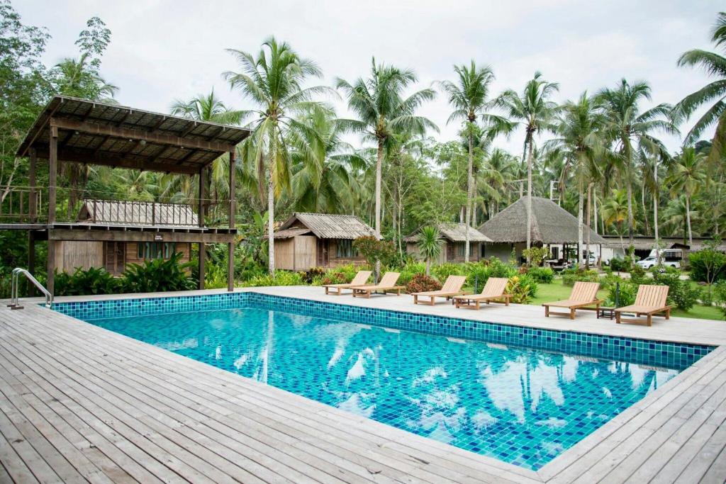 Jungle Koh Kood Resort pool hotel